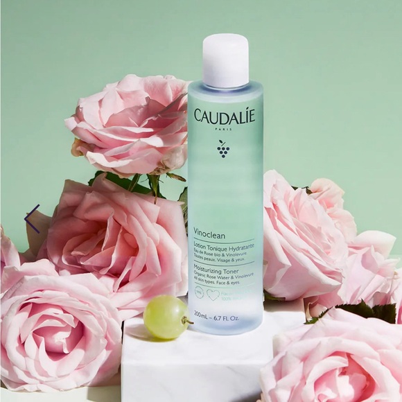Caudalie Vinoclean
Moisturizing Toner with Rose Water - Picture 1 of 6